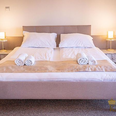 Hotel Kiev ヴェリコ・タルノヴォ エクステリア 写真